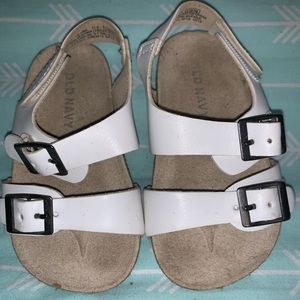 12-18m Oldnavy White Sandals
